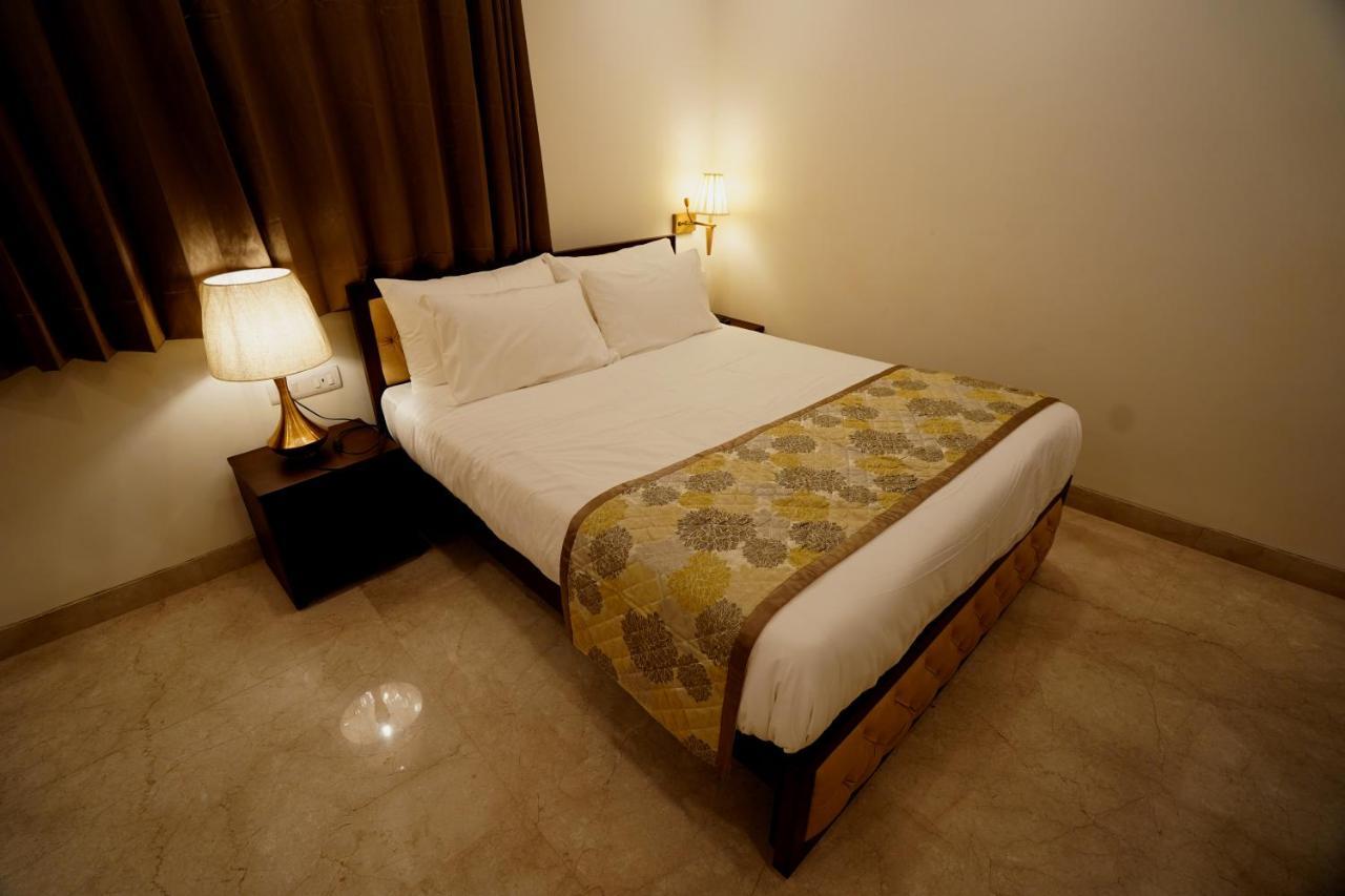 Wongdhen House Hotel Ню Делхи Екстериор снимка