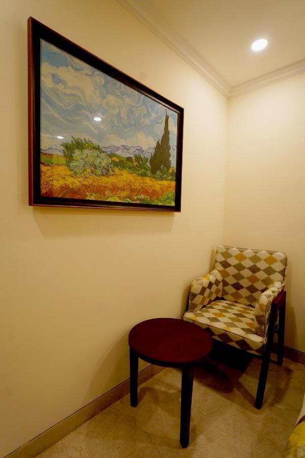 Wongdhen House Hotel Ню Делхи Екстериор снимка