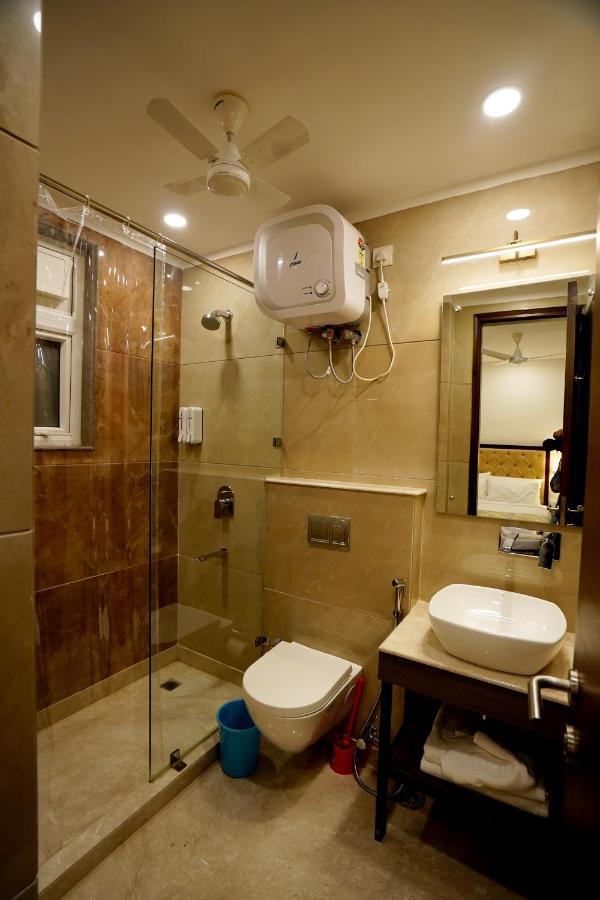Wongdhen House Hotel Ню Делхи Екстериор снимка