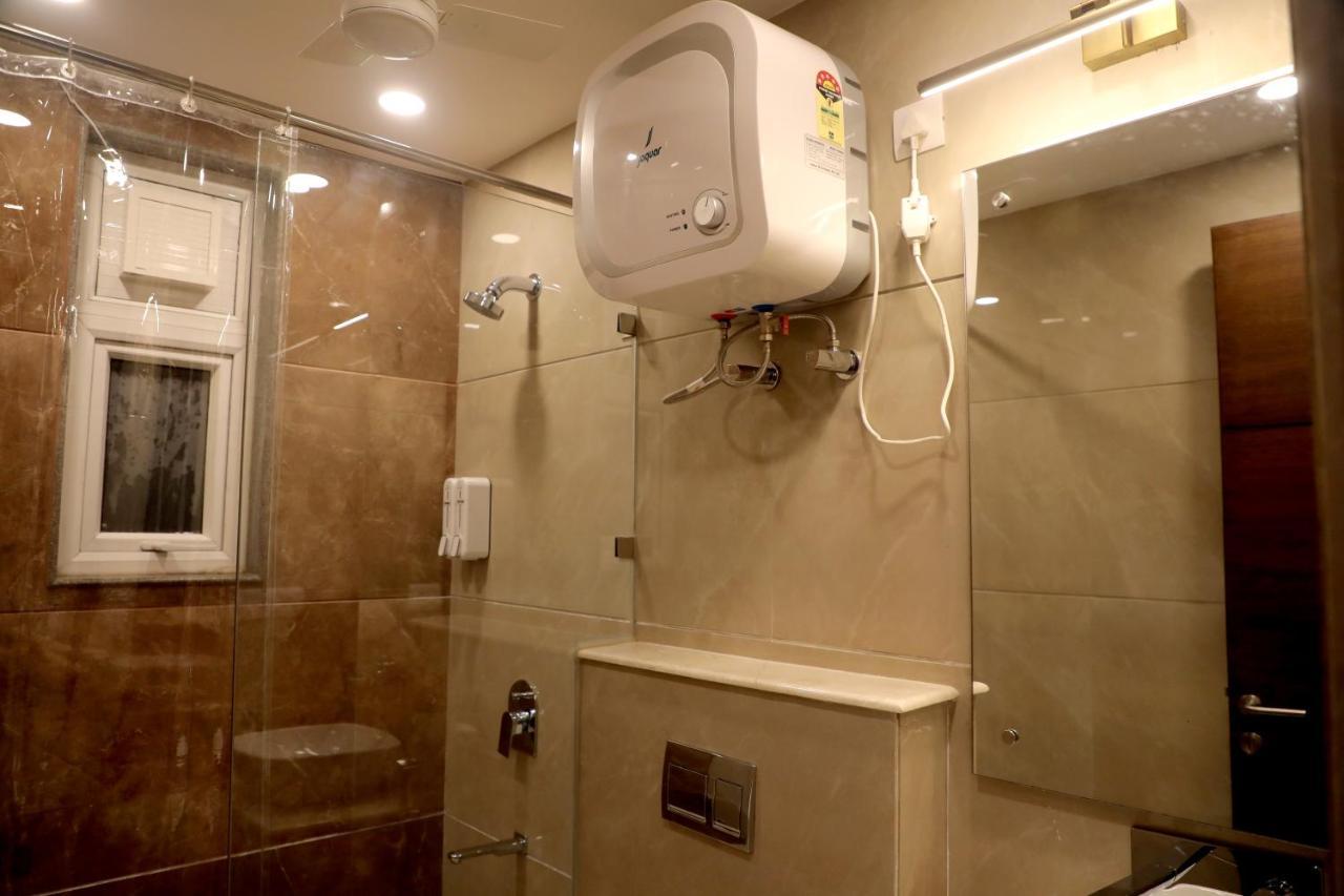 Wongdhen House Hotel Ню Делхи Екстериор снимка