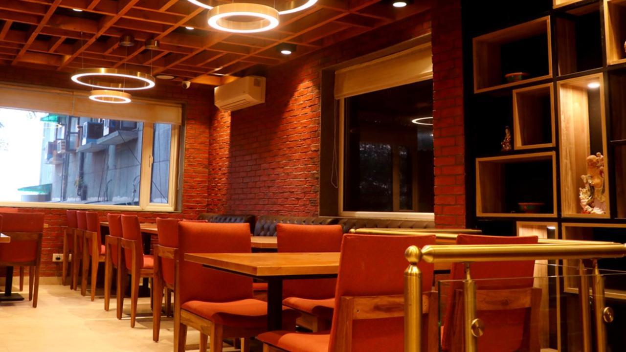Wongdhen House Hotel Ню Делхи Екстериор снимка